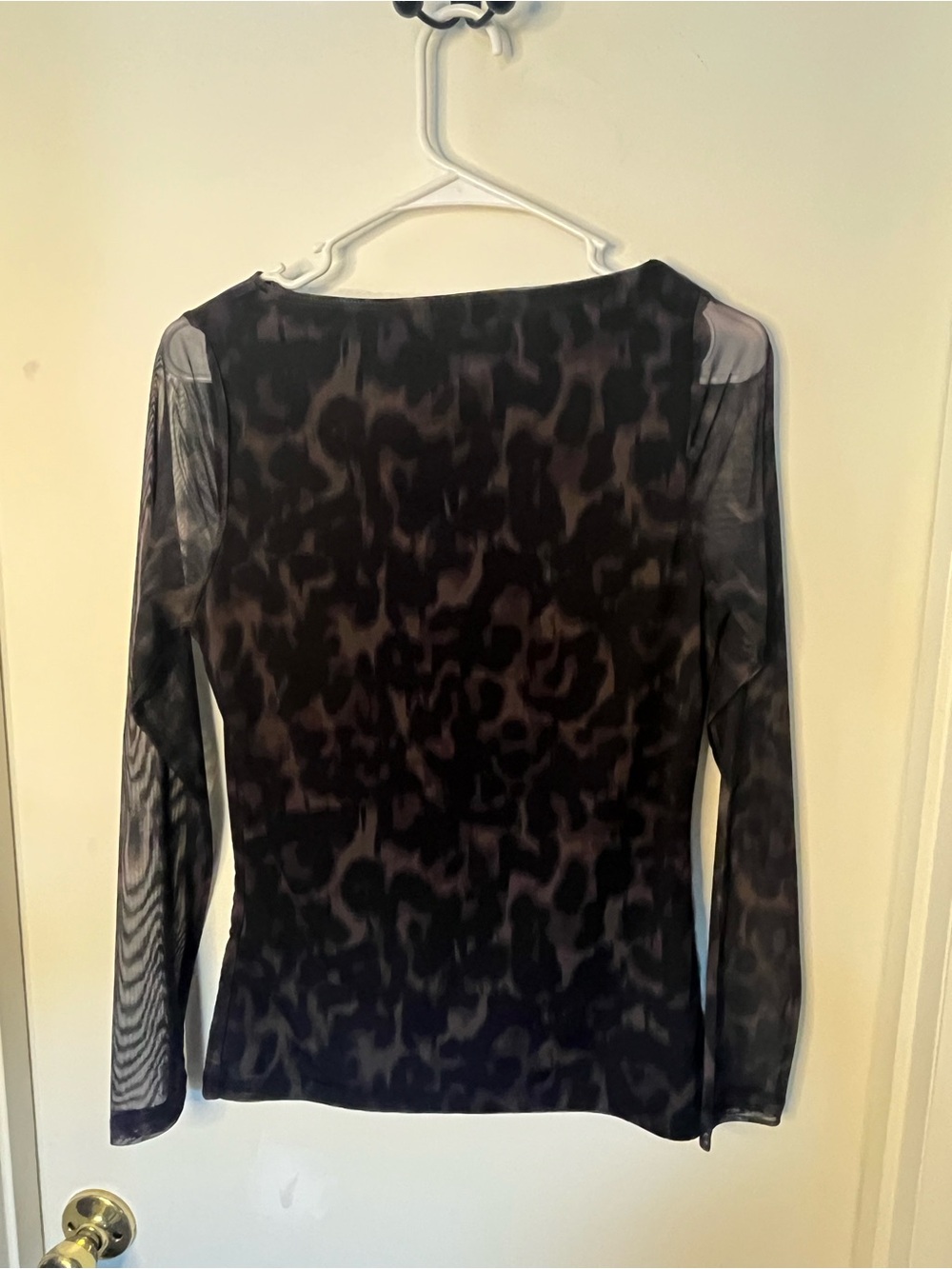 NWT Women’s Brown Leopard Print Mesh Long-Sleeve Top - Picture 3 of 5